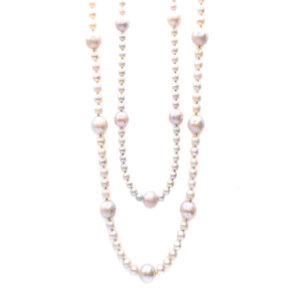 Collana lunga con perle rosa Rosabella di Dolman Bijoux