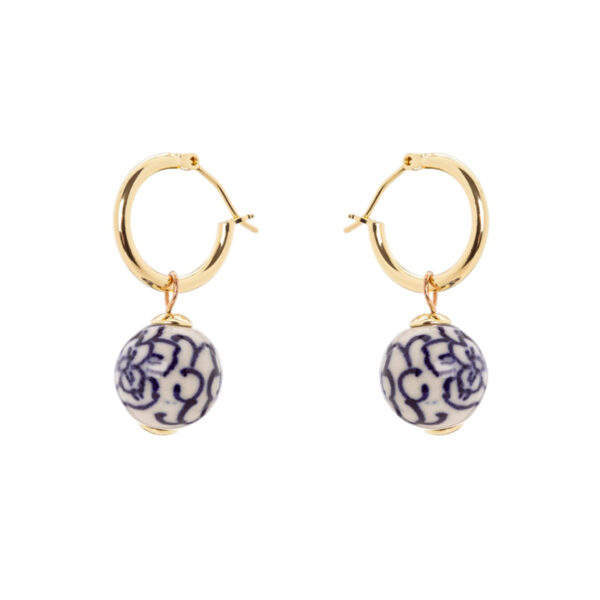 Orecchini a cerchietto e sfera Jasmine di Sodini Bijoux