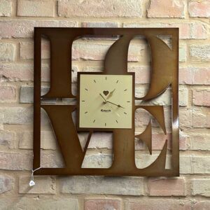 Orologio da parete di design Love