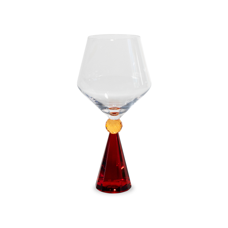 Calice gin tonic in vetro rosso con base effetto diamante WD Lifestyle