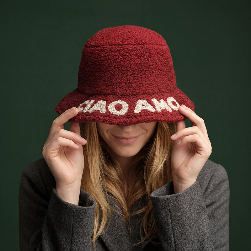 Cappello bucket effetto bouclé Ciao Amo Cappello bucket rosso effetto bouclé Ciao Amo WD Lifestyle