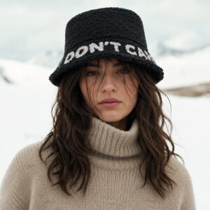 Cappello bucket nero effetto bouclé Don't Care WD Lifestyle