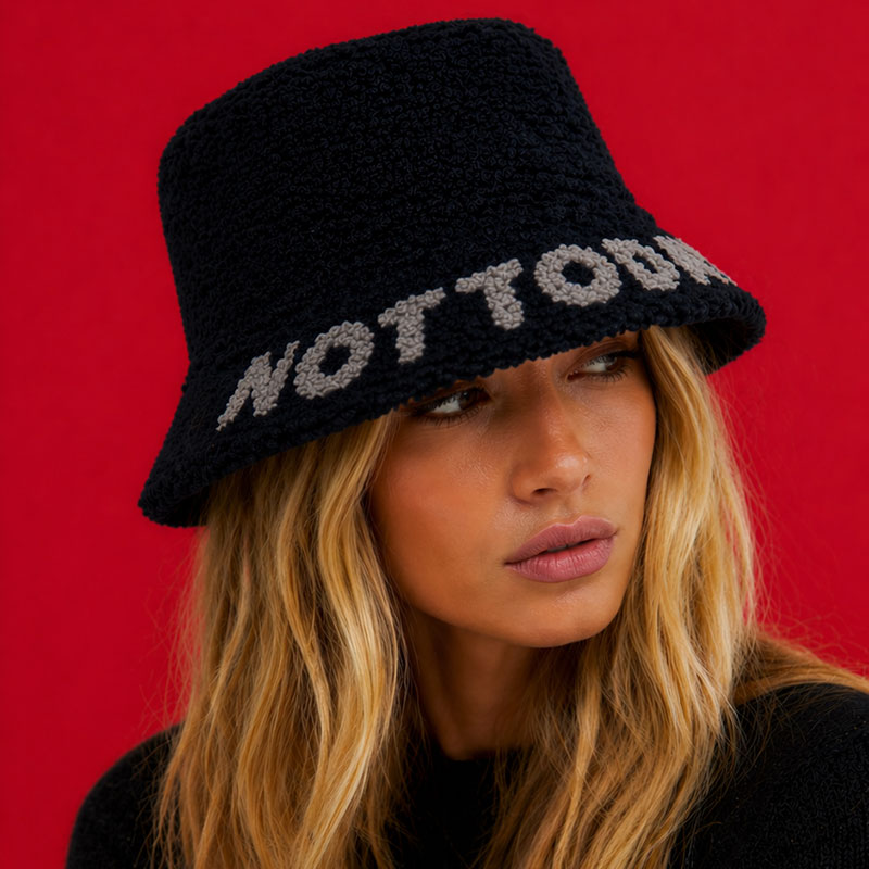 Cappello bucket nero effetto bouclé Not Today WD Lifestyle